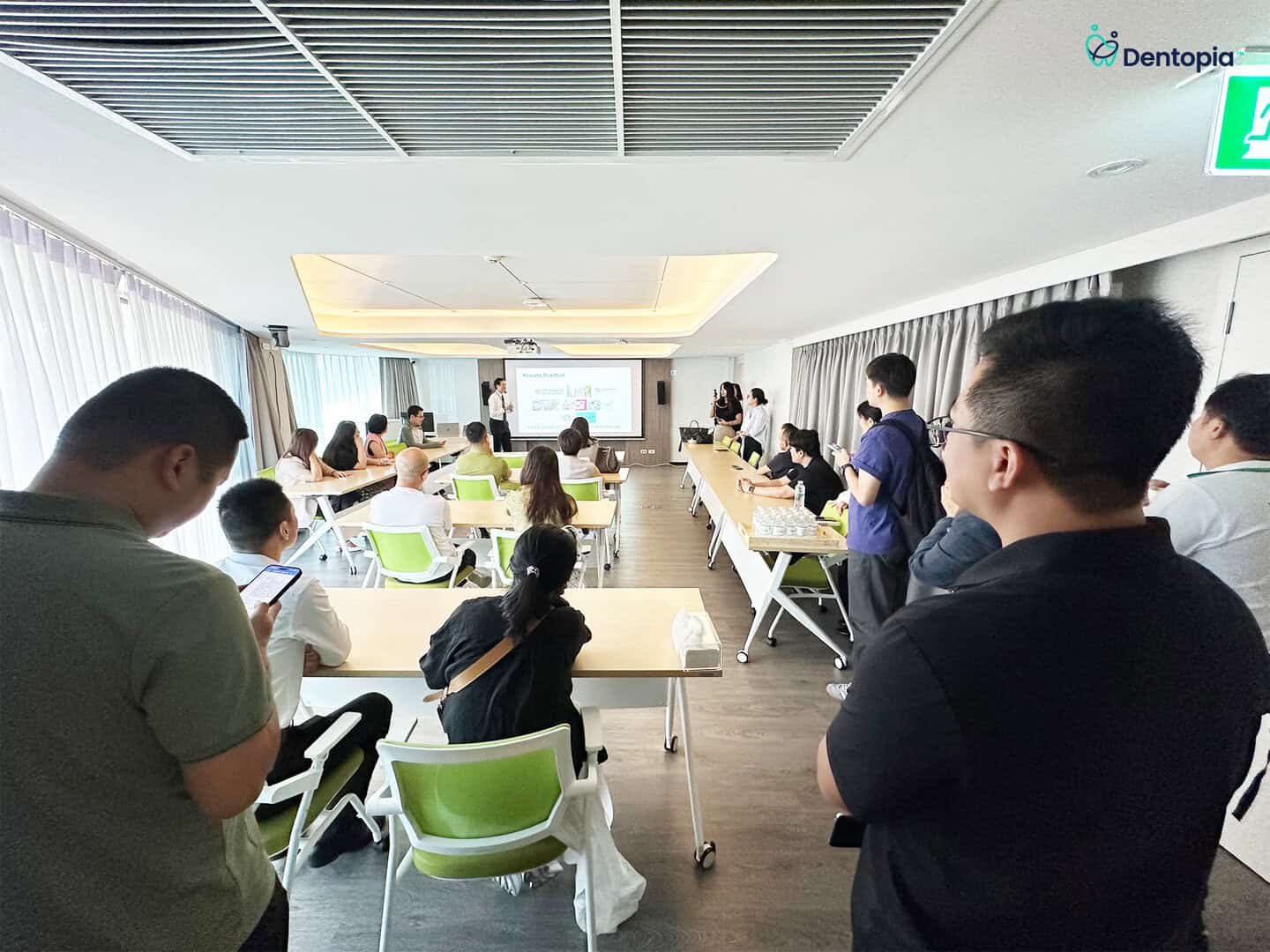 Dentopia Academy ต้อนรับคณะผู้แทน DSO จากประเทศจีน สร้างเวทีแลกเปลี่ยนองค์ความรู้ระดับนานาชาติ 5 Chinese DSO2